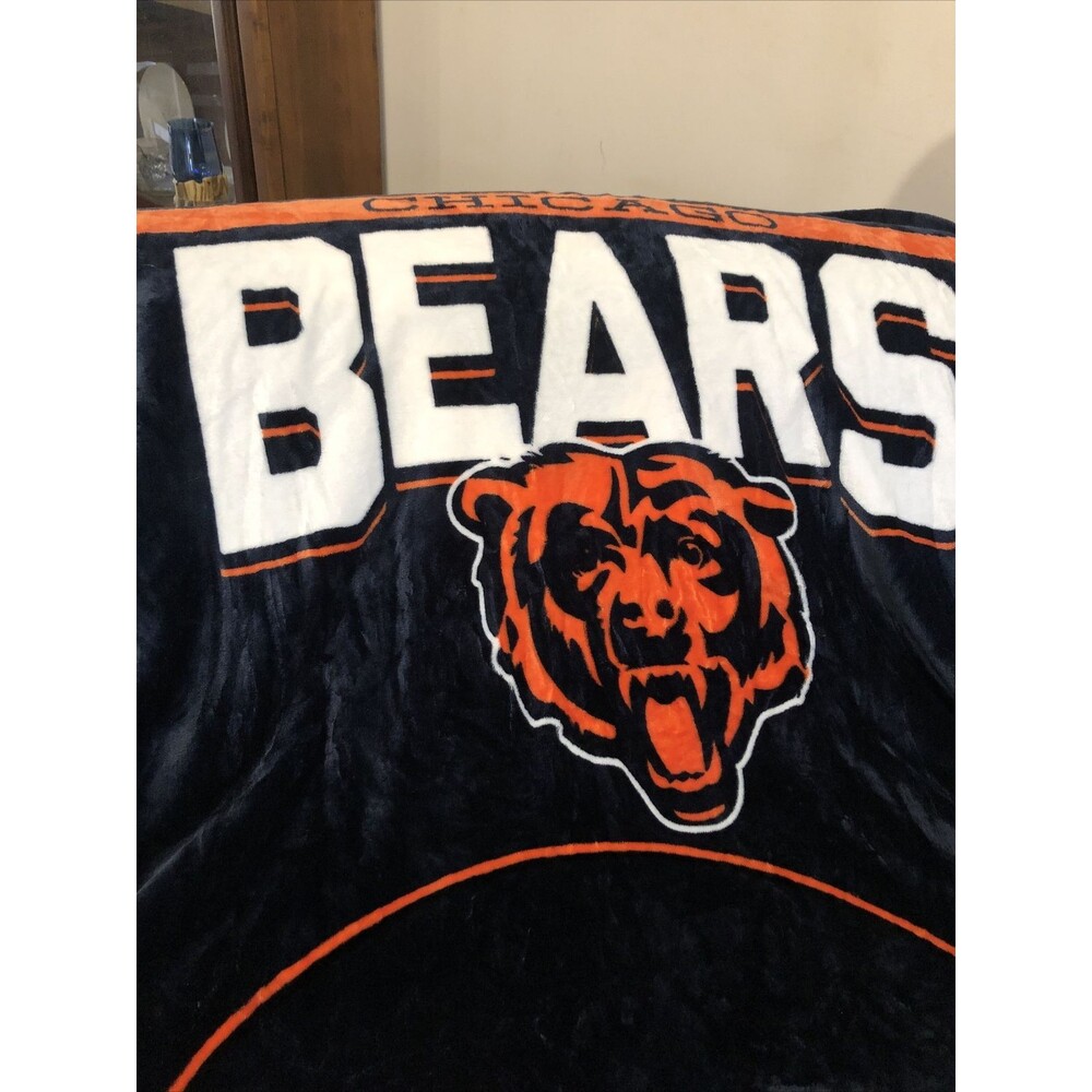 Chicago Bears Licensed Fleece Throw Blanket Football Southpaw 50'' X 60''
